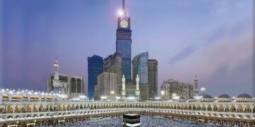 এমন কোন তরবারী দুনিয়ায় আছে যেটা সাইফুল্লাহর মোকাবেলা করতে পারে?